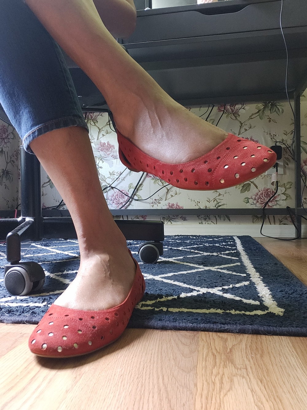 Nine West Red Suede Polka Dot Ballet Flats - Picture 9 of 11